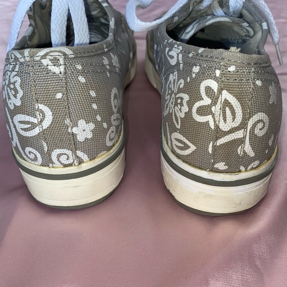 Vintage Vans - Picture 5 of 8